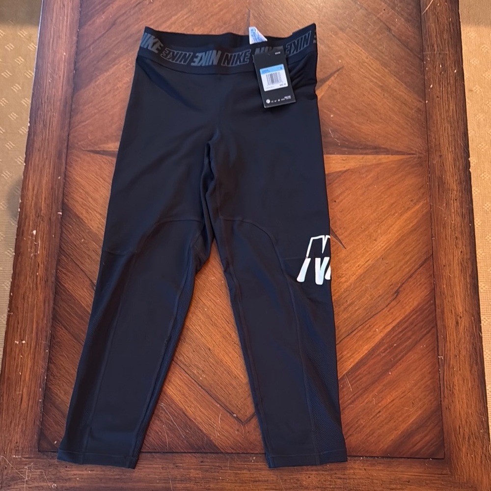 Nike leggings, NWT